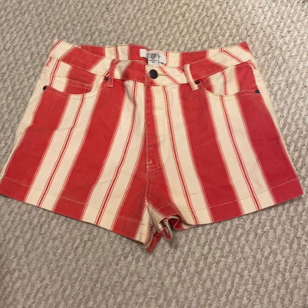 Super fun red and yellow high waisted shorts!
